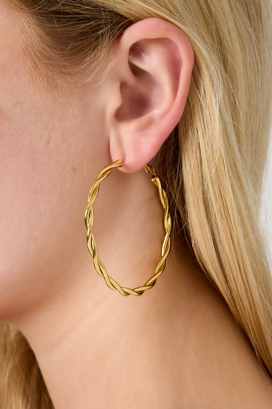 Twisted hoop oorbellen - zilver