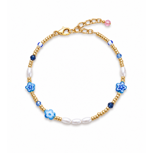 kralen armband met blauwe bloemen